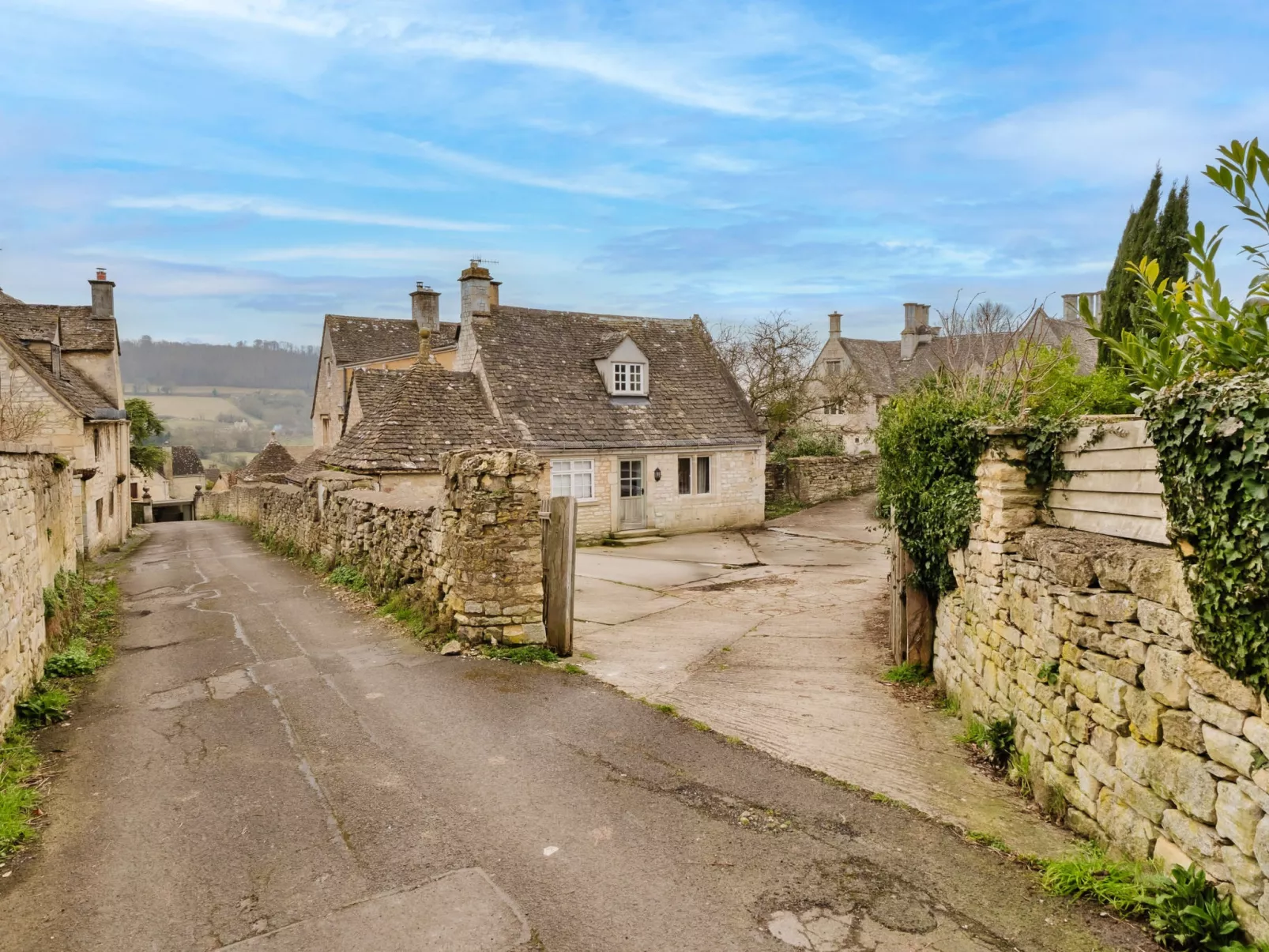 Courtside Cottage-Buiten