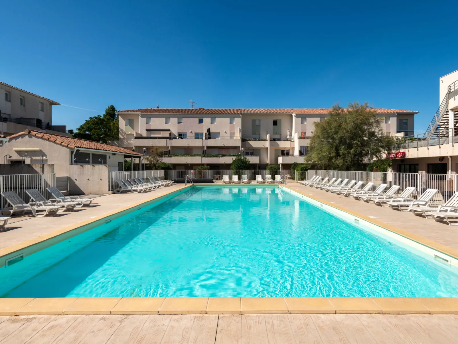 CAP CAMARGUE A-Binnen