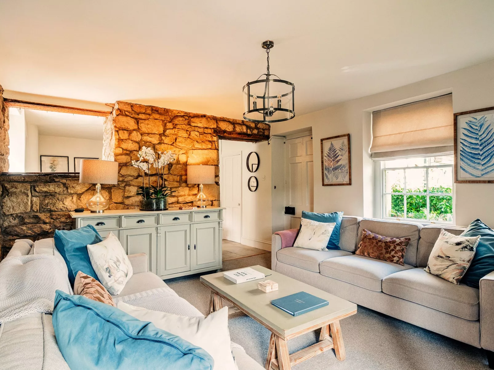 Hendy Cottage-Binnen