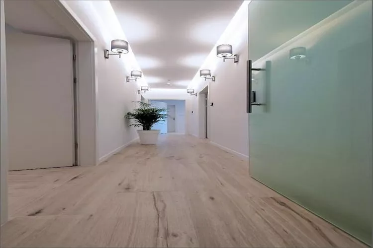 Deluxe Double Room with Double Bed and Balcony (3)-Binnen