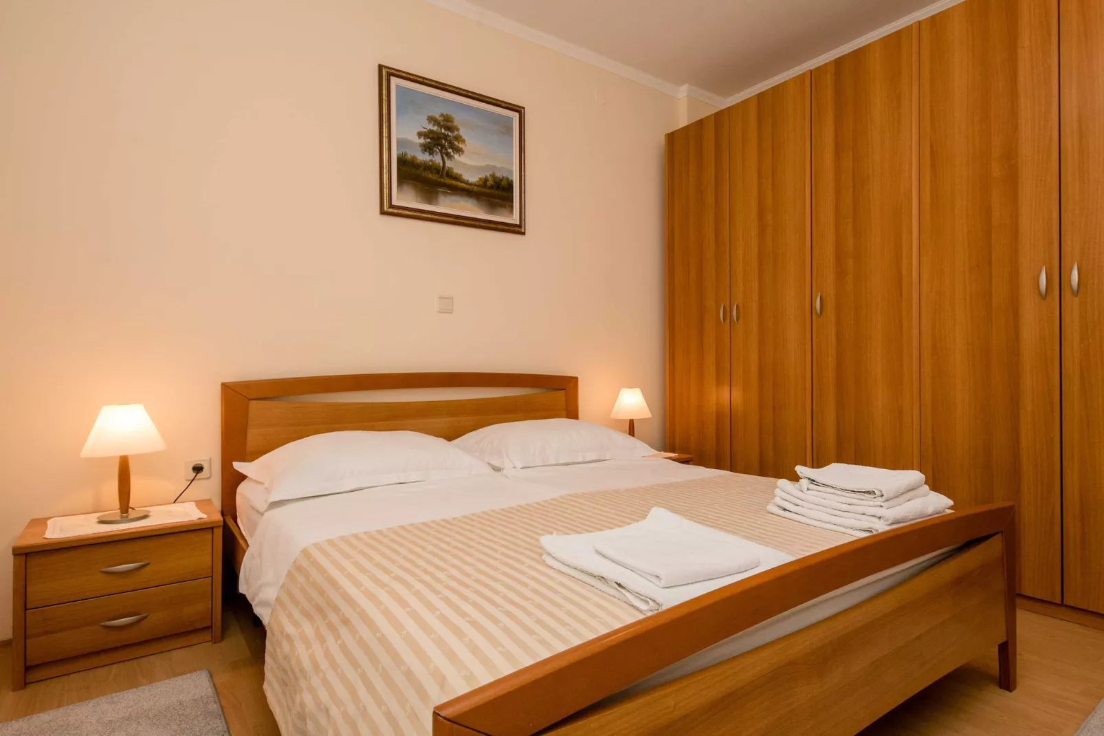 Guest House Villa Anggela - Comfort Triple room with Balcony and Sea View (Br4)-Binnen