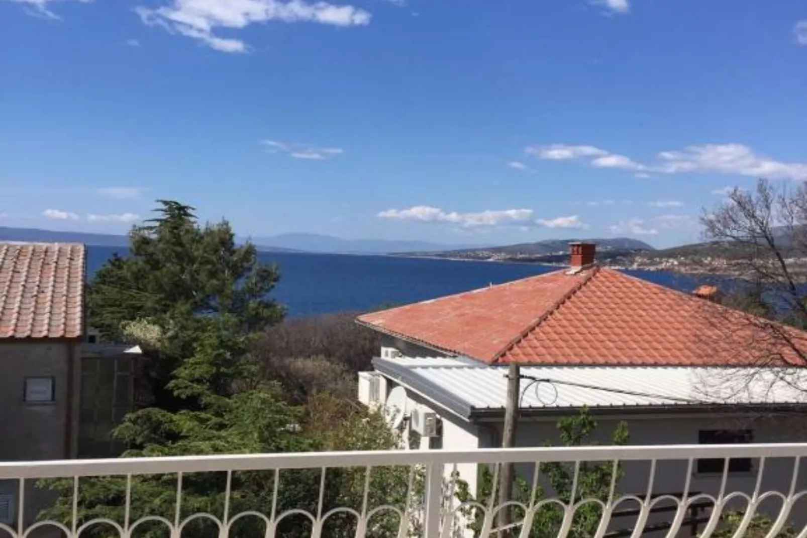 One-Bedroom Apartment With Sea View (B)-Buitenlucht