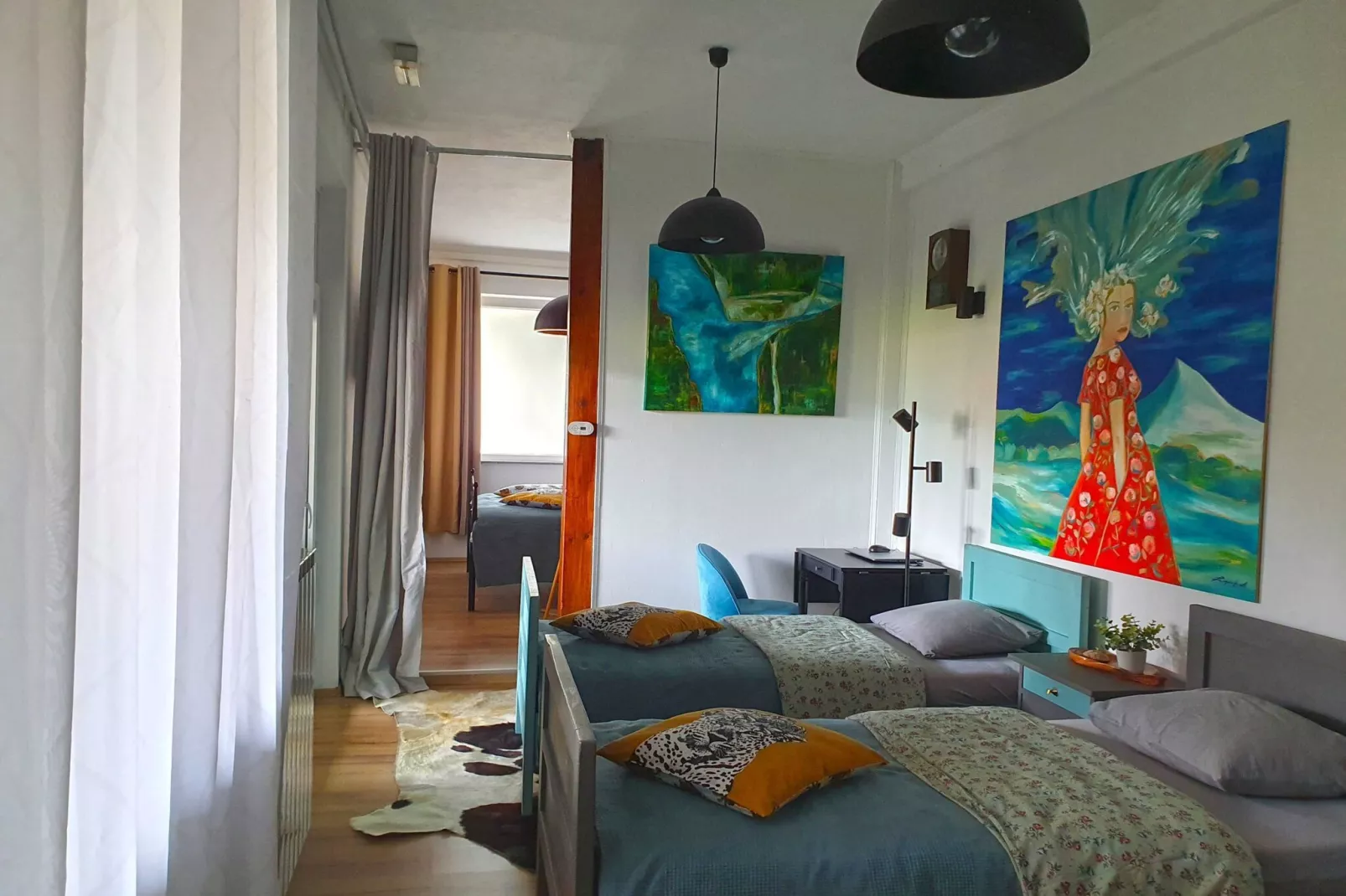 Bright and Sunny Apartment with Terrace - Two Bedroom Apartment with Terrace-Slaapkamer