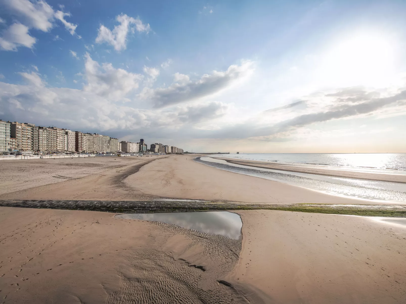 Lili's with terrace-Buiten