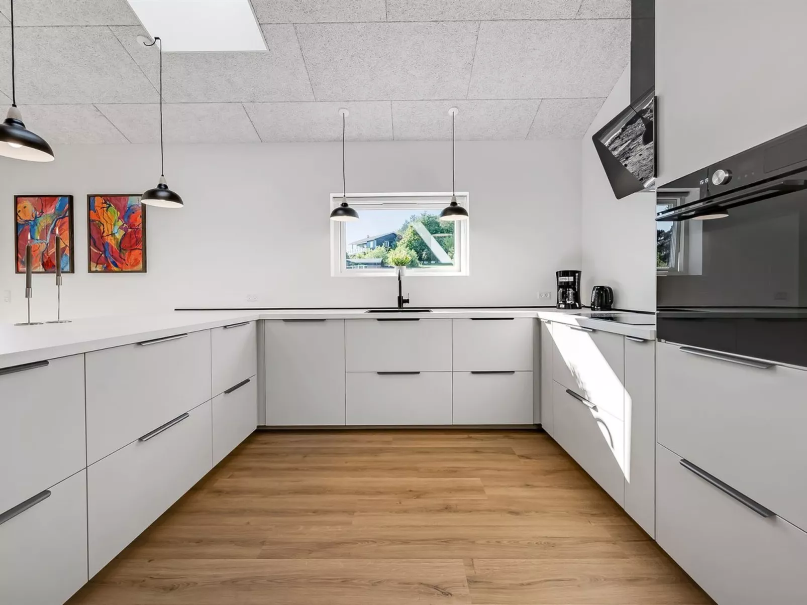 "Assa" - 500m from the sea-Binnen