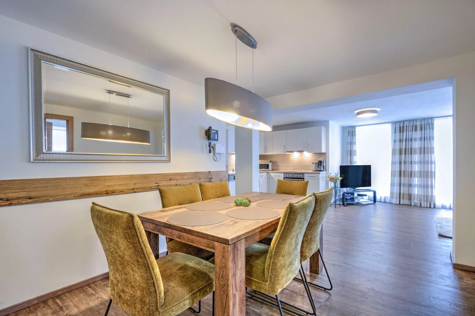 Brunner Apartment Top 3-Eetkamer