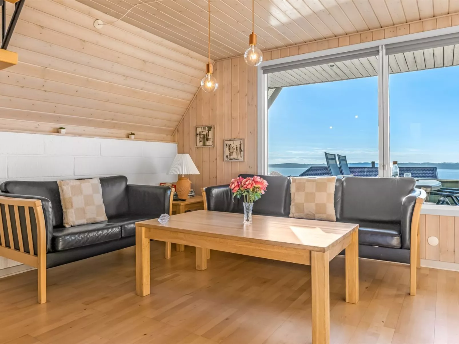 "Elisabete" - 600m from the sea-Binnen