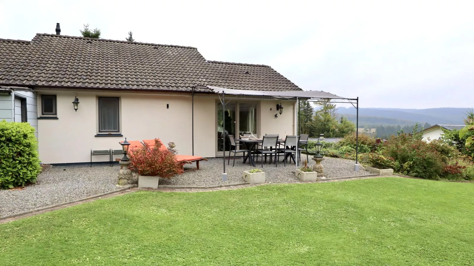 Coeur de Biche-Buitenkant zomer