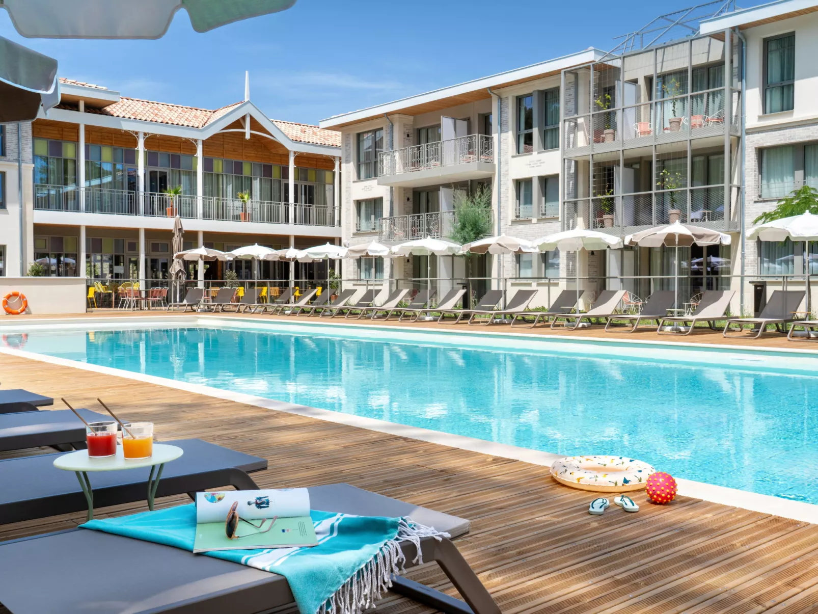 La Résidence-Buiten