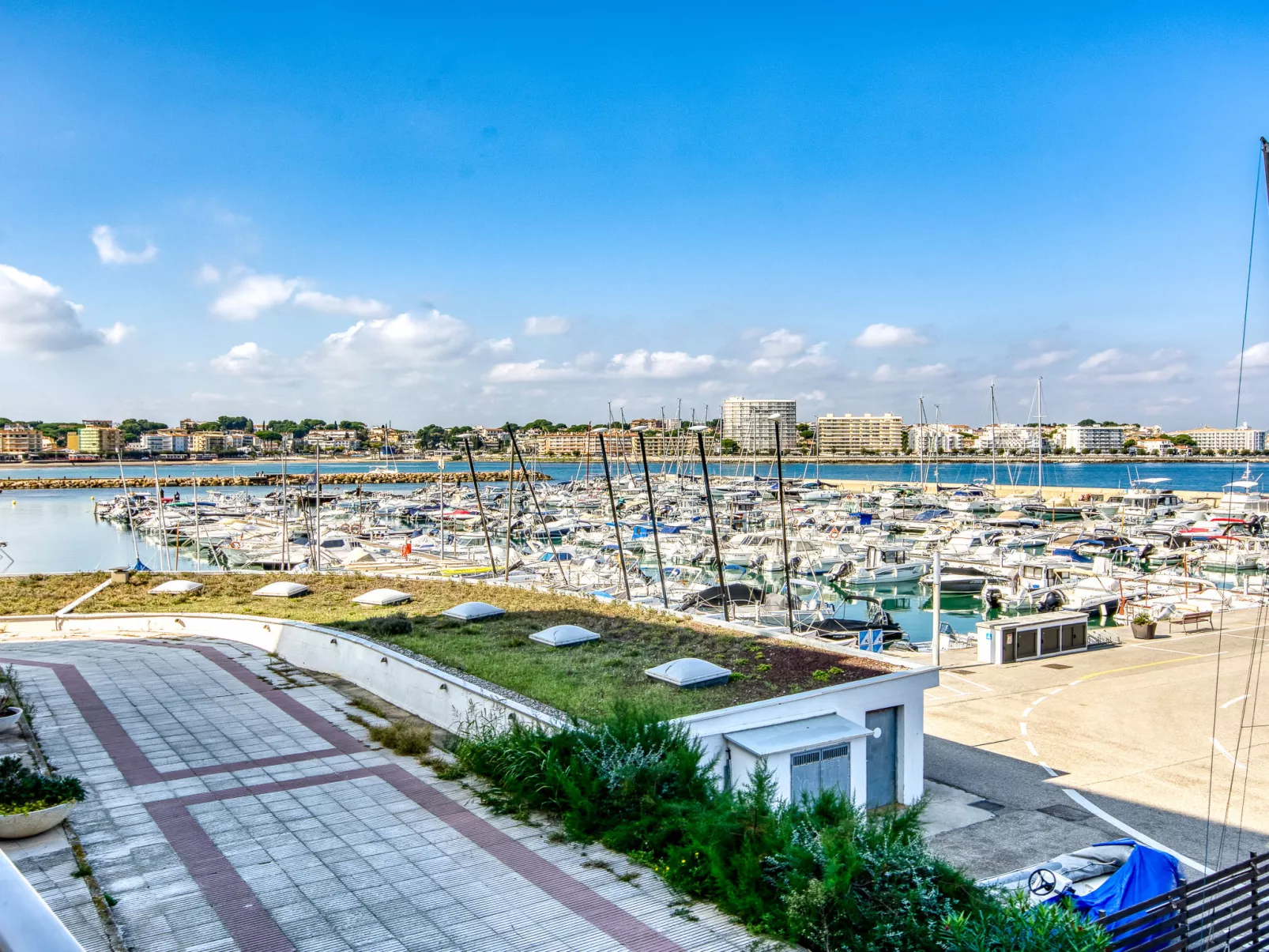 Port L'escala-Buiten