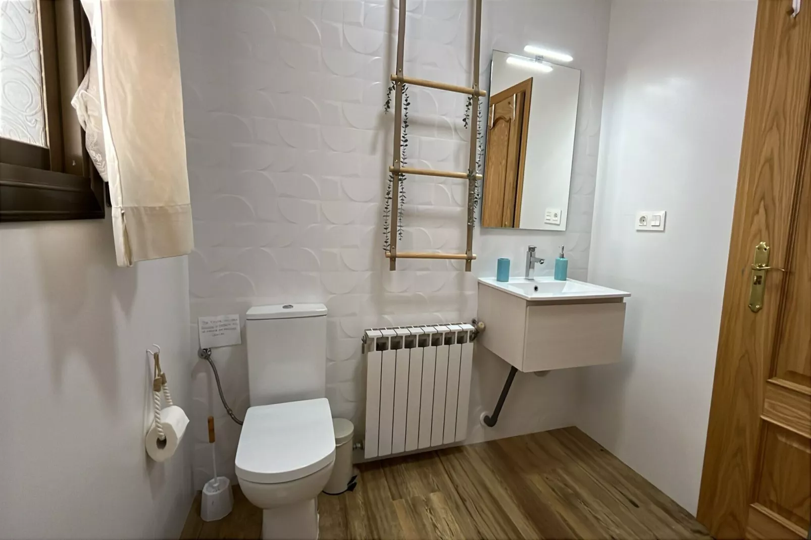 Casa Rural la chicuela-Badkamer