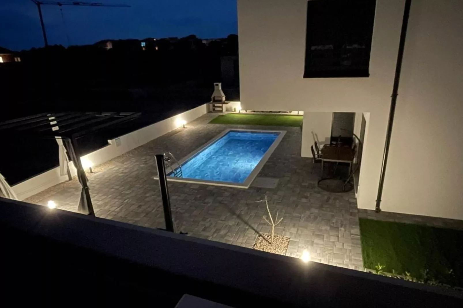 Villa With Pool-Zwembad