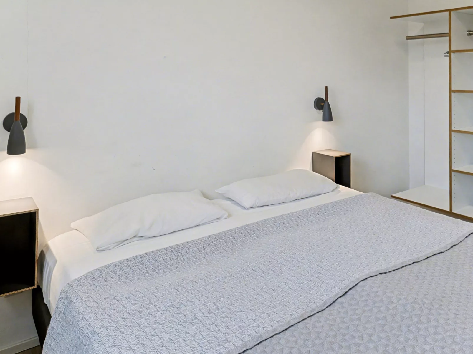 Sonnenwiese - Binnen