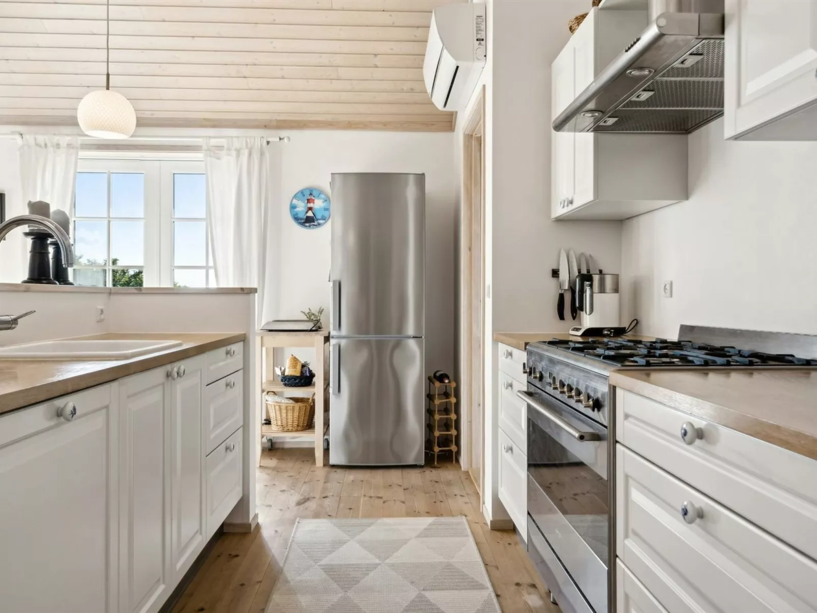 "Dietke" - 85m from the sea-Binnen