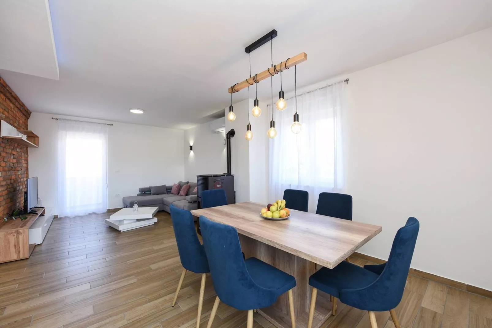 Sea view Villa Possedaria-Eetkamer