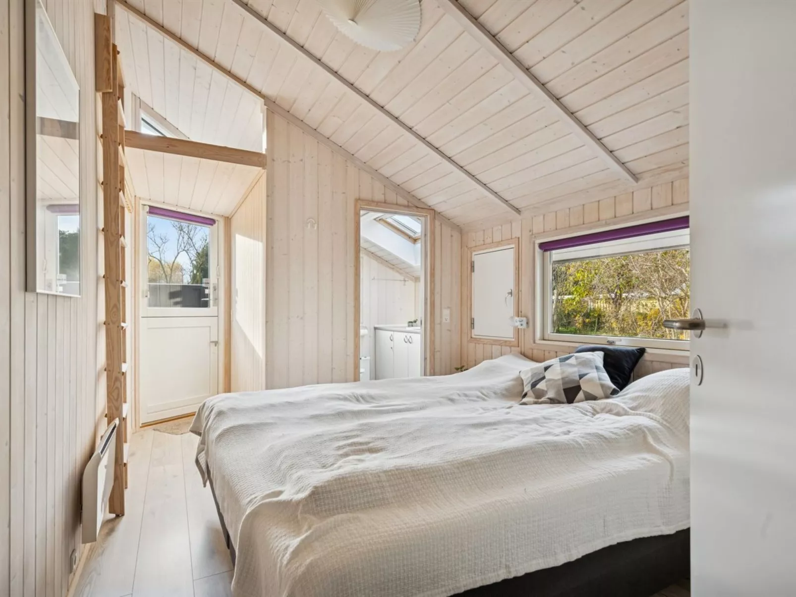 "Gyda" - 840m from the sea-Binnen