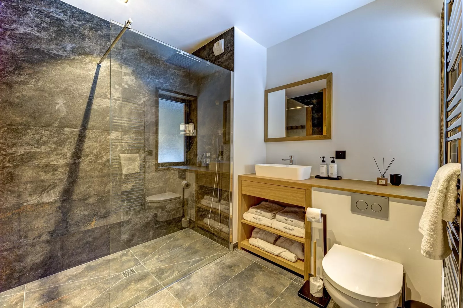 Silver Forest-Badkamer