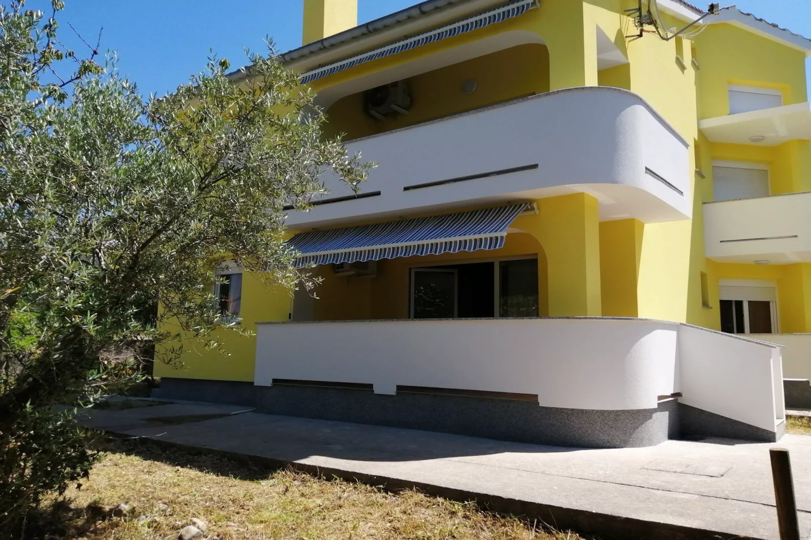 Apartment Marina - Two Bedroom Apartment with Terace - Buitenlucht