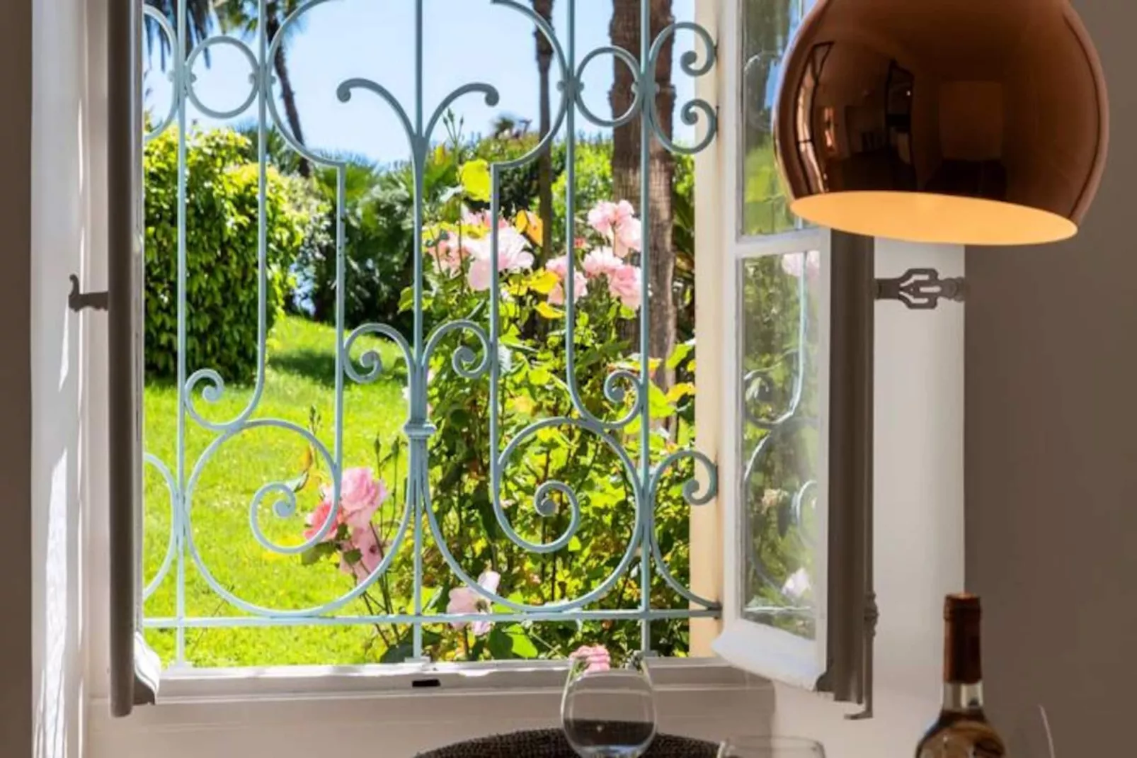 Résidence 4p Bourgeois Rez-de-jardin, Proche Croisette & Plages-Niet-getagd