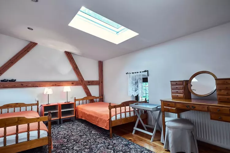 Dom wakacyjny w Sasinie dla max 10 osób-Slaapkamer