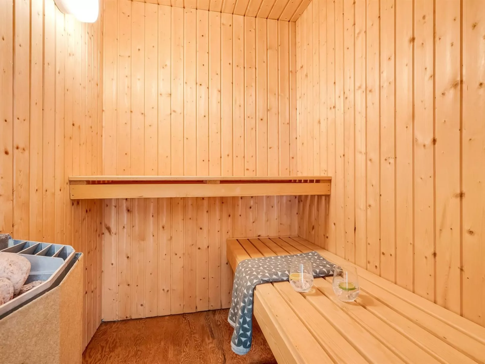 "Erle" - 200m to the fjord-Binnen