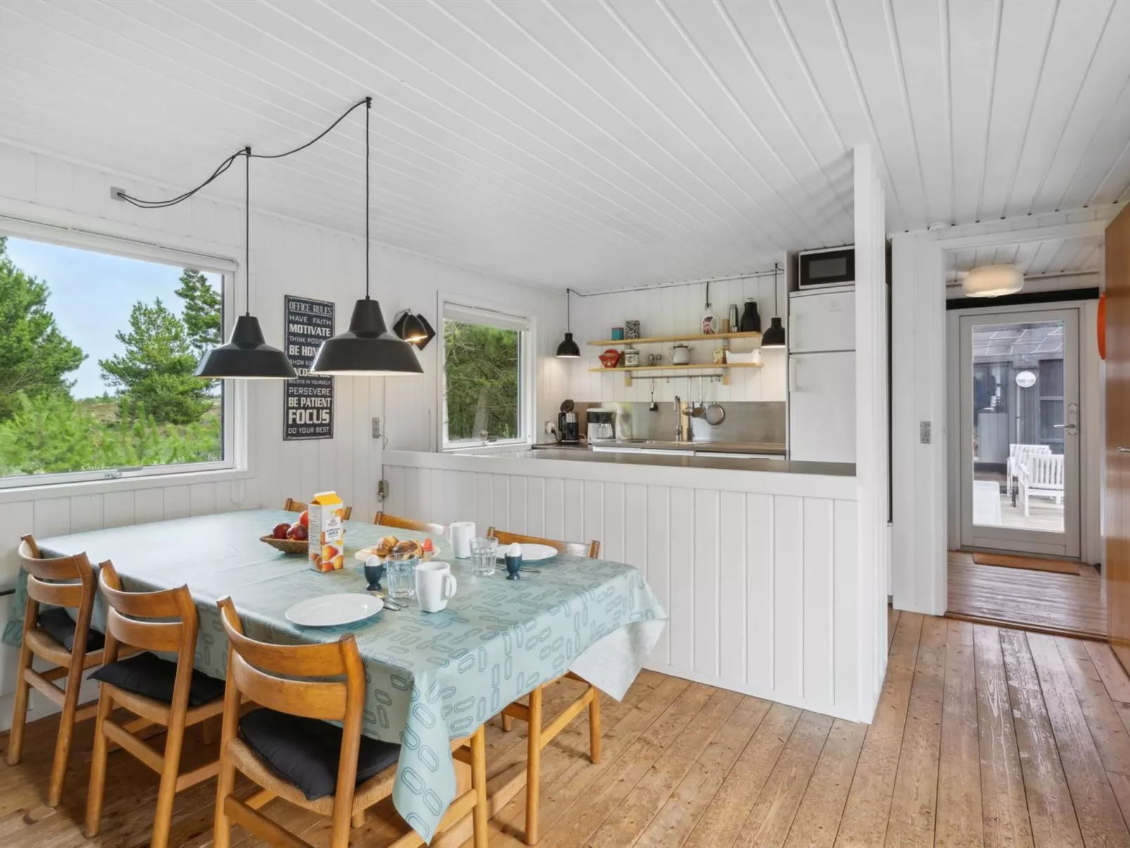 "Elin" - 3km from the sea-Binnen