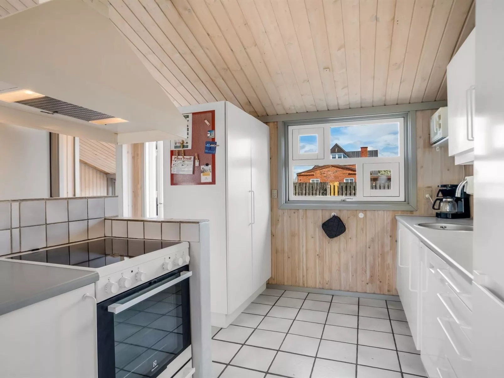 "Lazorka" - 450m from the sea-Binnen