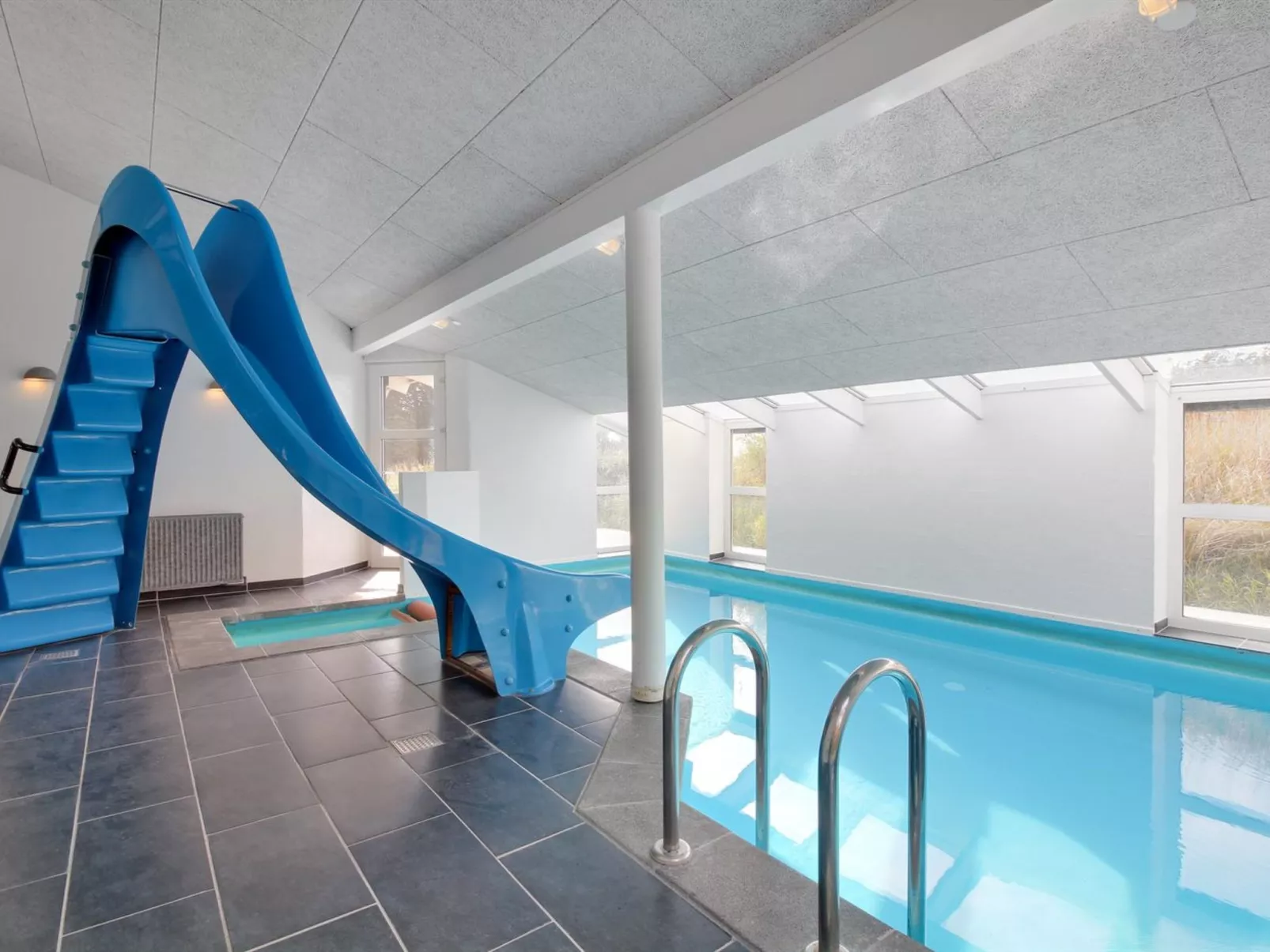 "Marlie" - 600m from the sea-Buiten