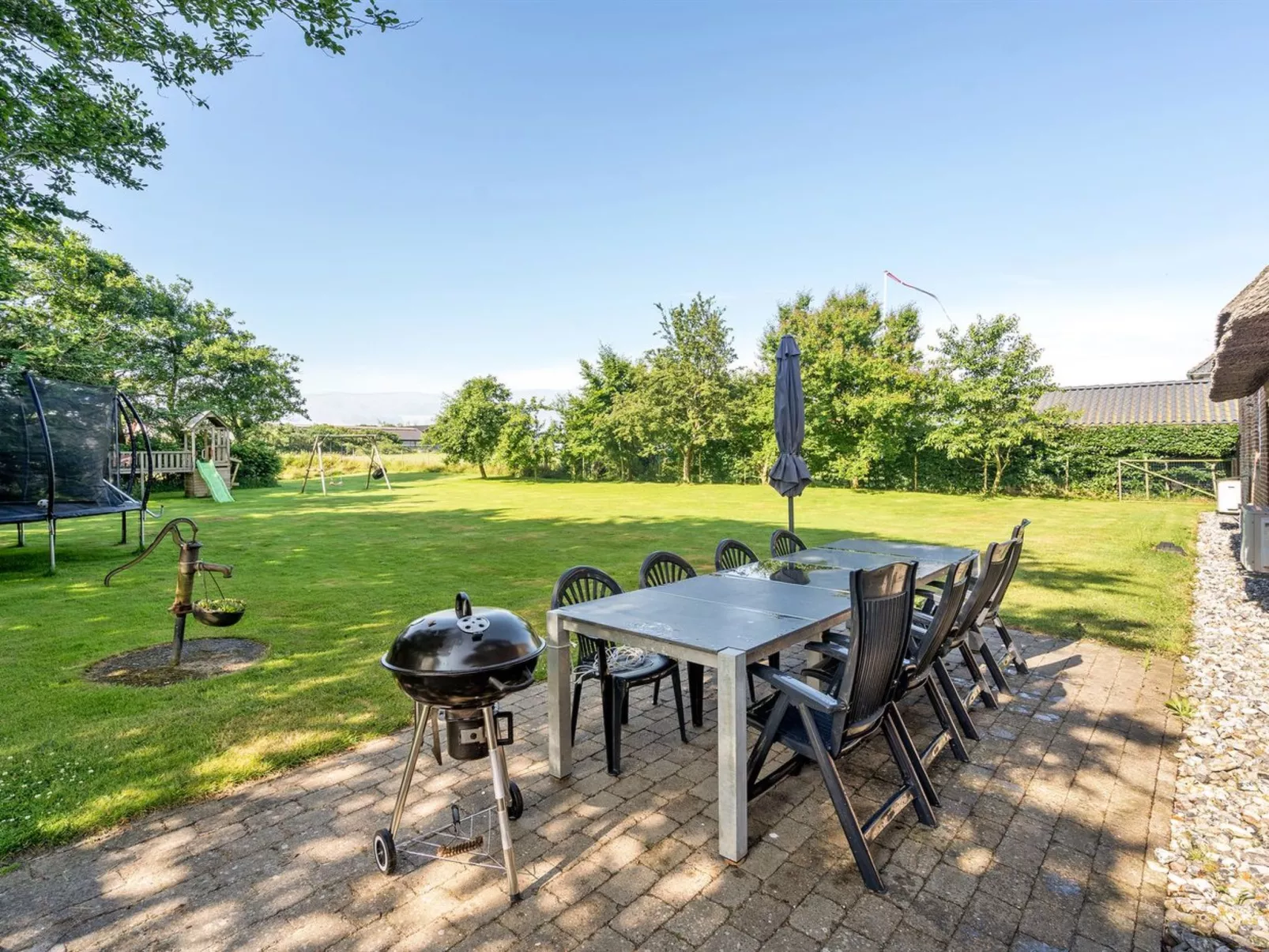 "Anje" - 16km from the sea-Buiten