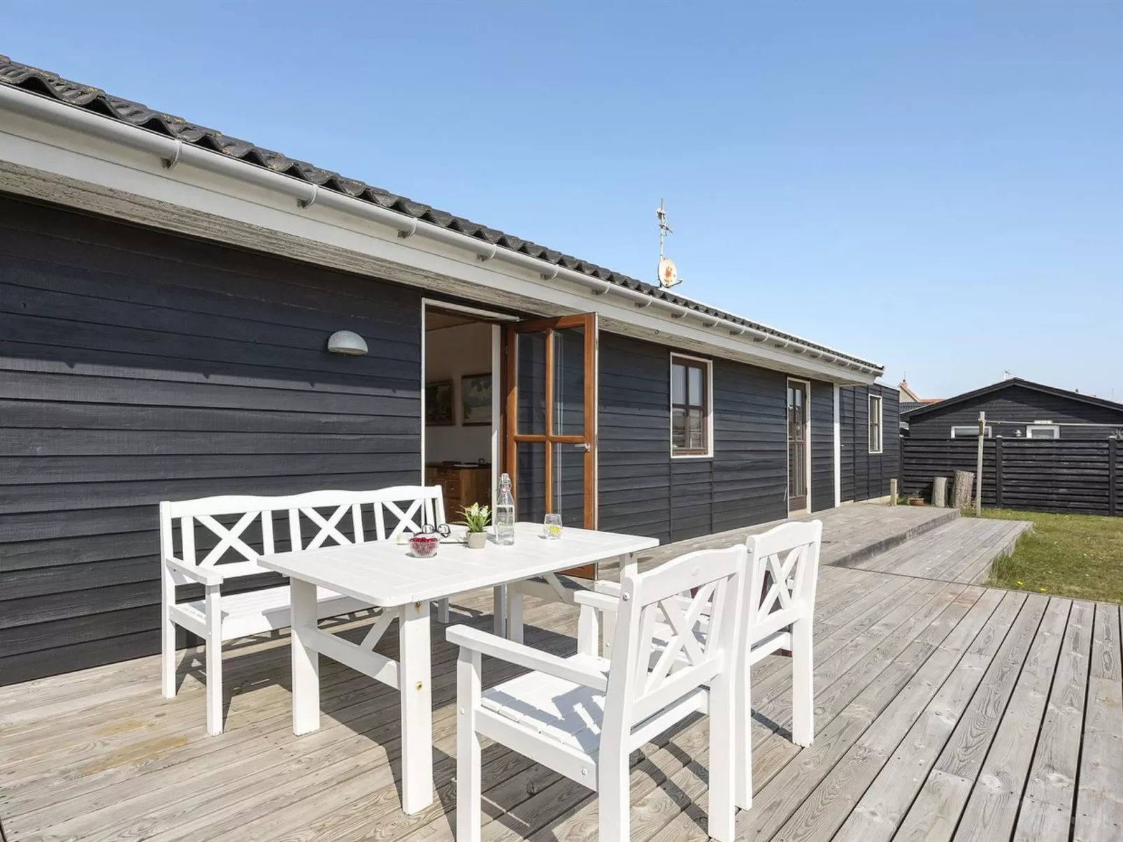 "Ottmar" -  from the sea-Buiten