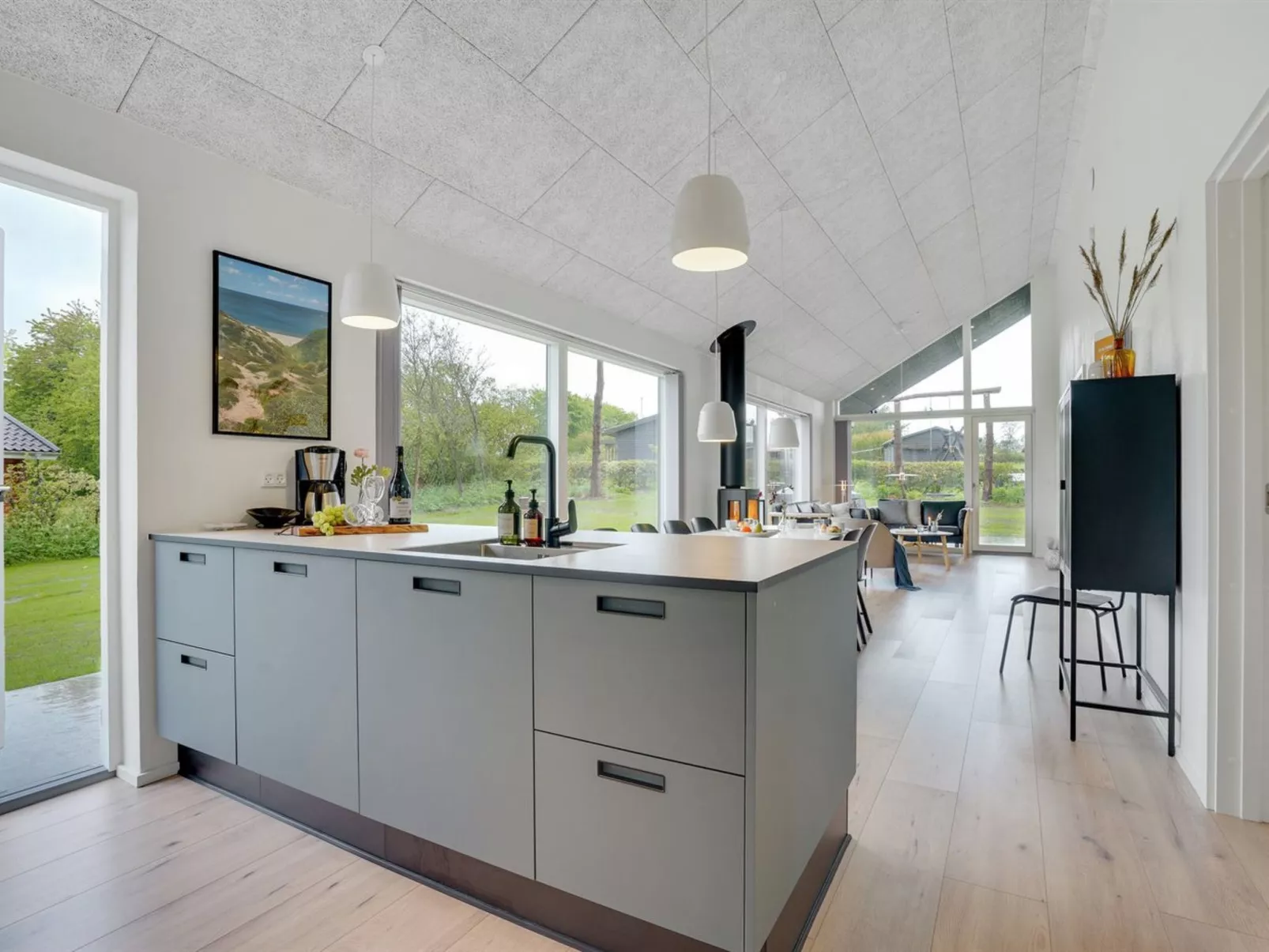 "Elso" - 600m to the fjord-Binnen