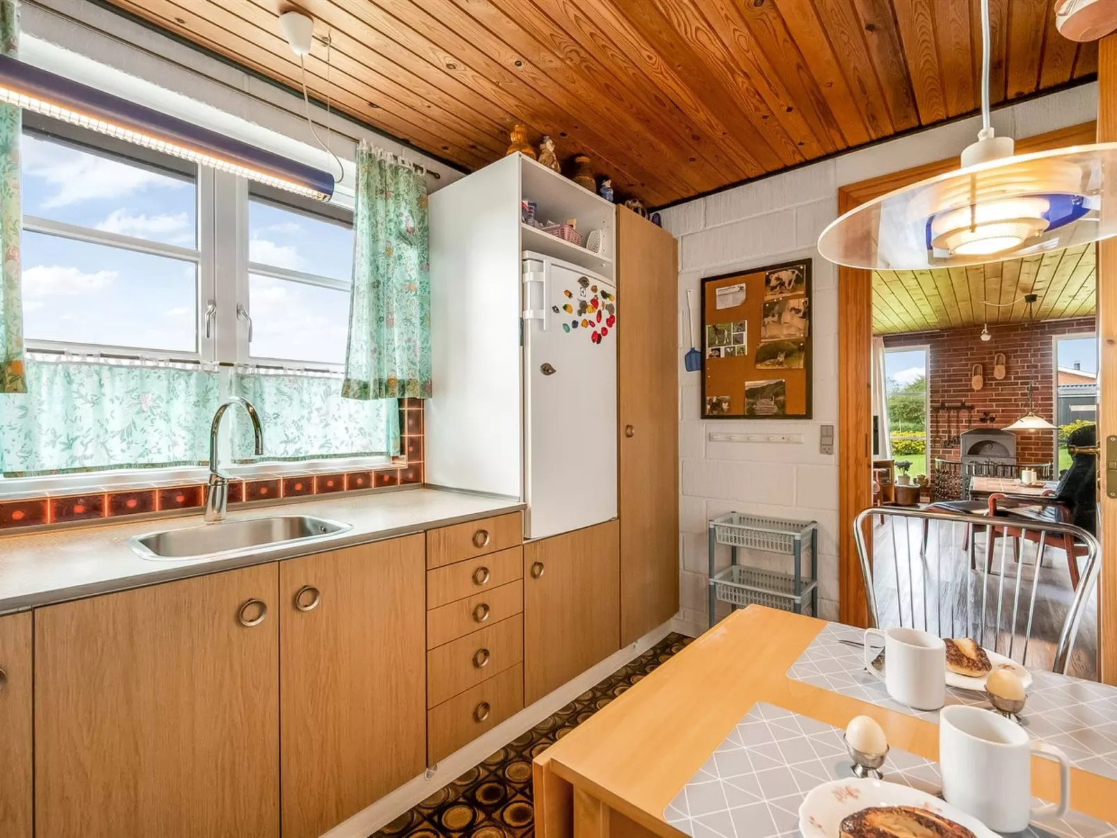 "Tuki" - 700m to the fjord-Binnen