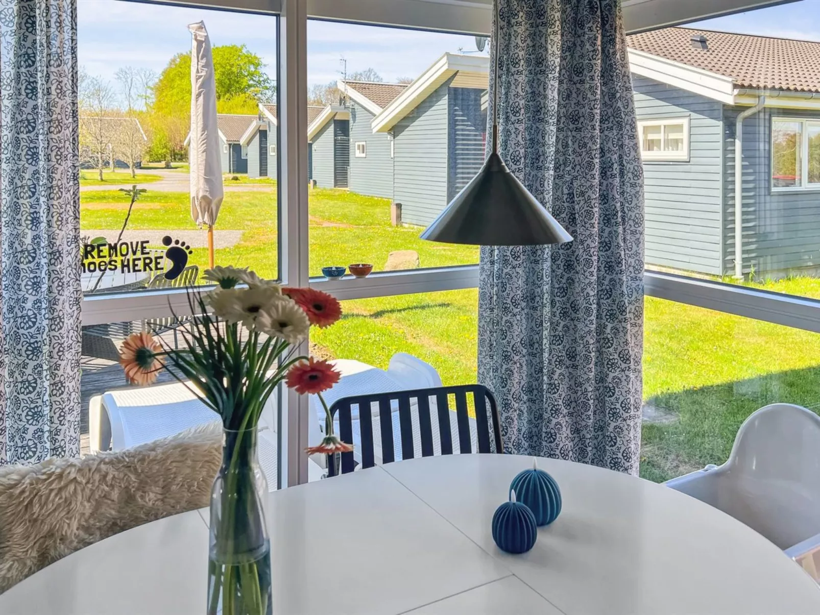 "Carlie" - 2.8km from the sea-Binnen