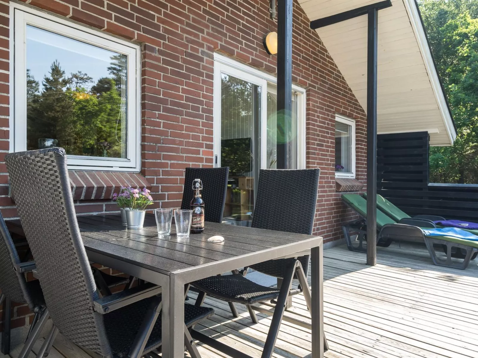 "Elinbjörn" - 1km from the sea-Buiten