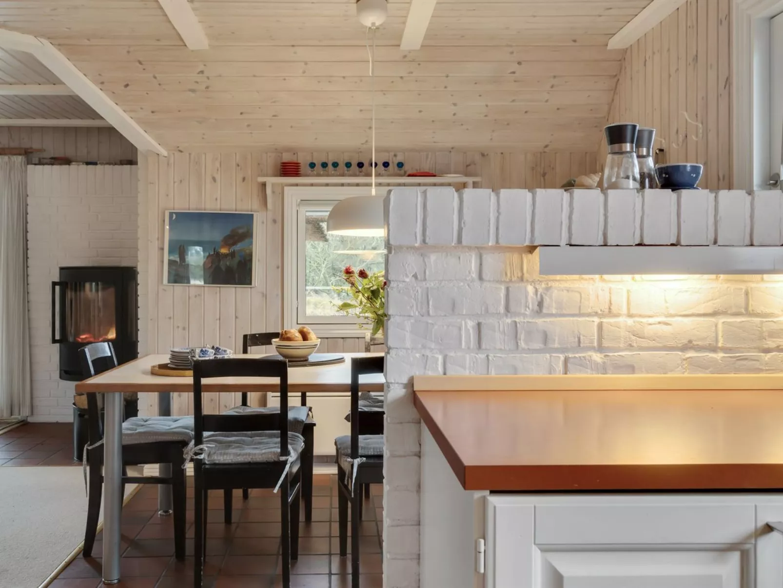 "Annli" - 1.5km from the sea-Binnen