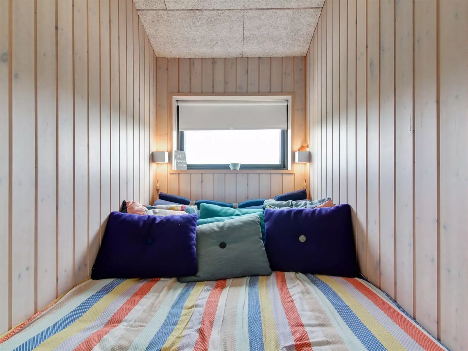 "Mikkel" - 300m from the sea-Binnen