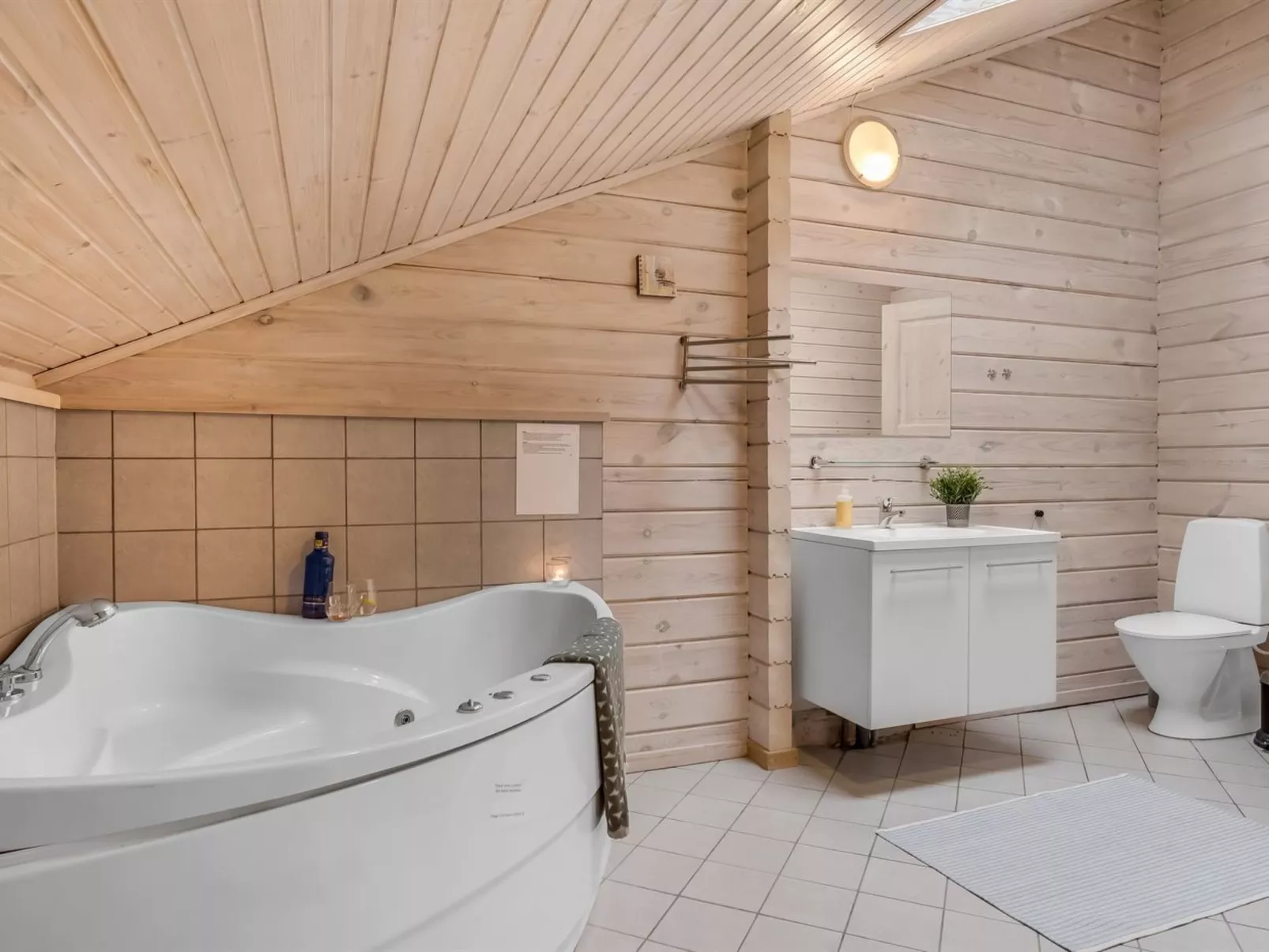 "Tanas" - 2km from the sea-Binnen