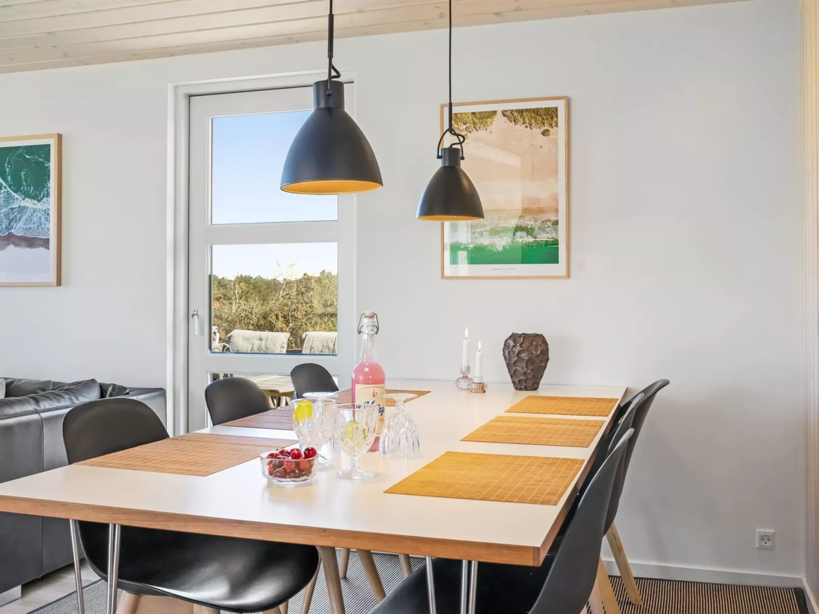 "Ingela" - 350m from the sea-Binnen