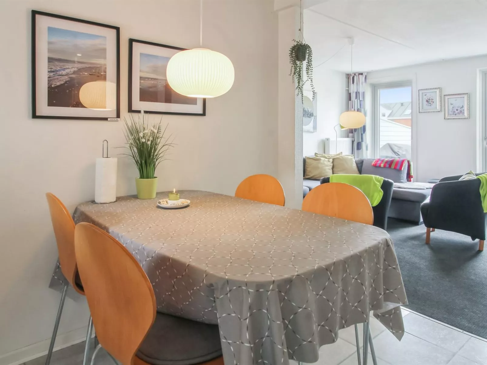 "Héléne" - 2.3km from the sea-Binnen