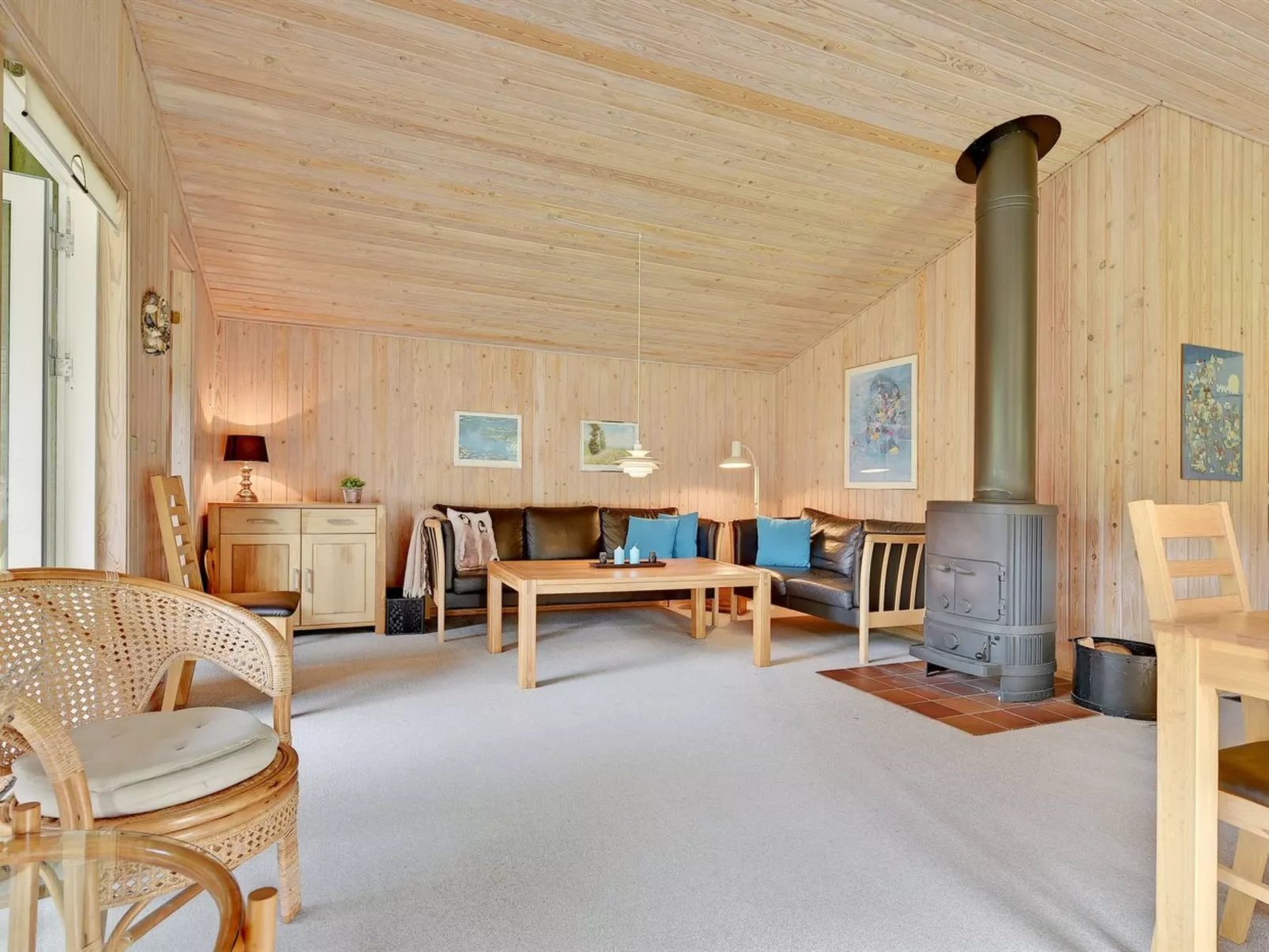 "Editt" - 2km from the sea-Binnen