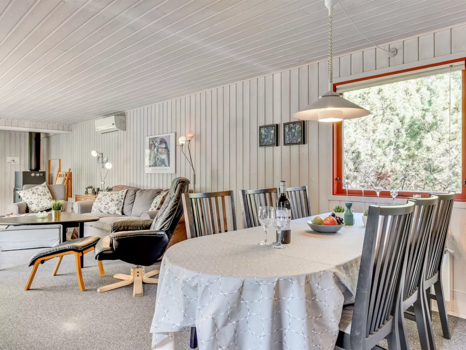 "Eliane" - 4km from the sea-Binnen