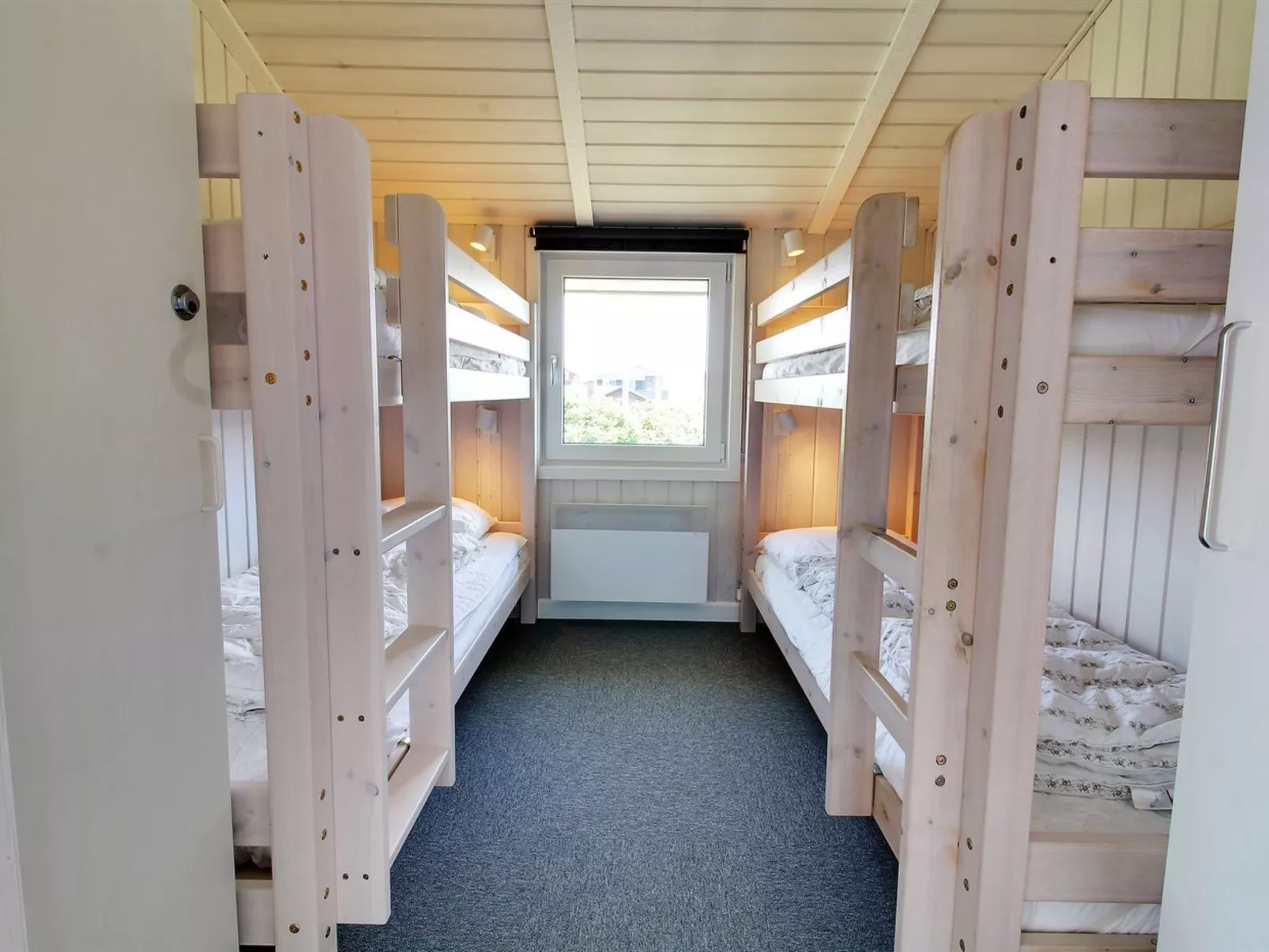 "Sirka" - 200m from the sea-Binnen