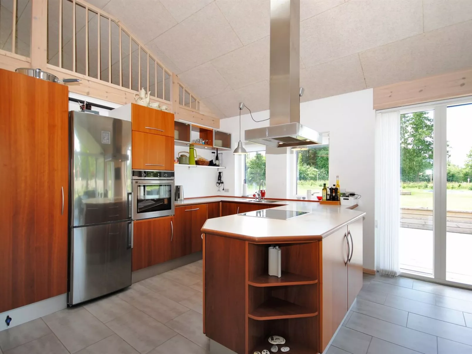 "Etly" - 600m to the fjord-Binnen