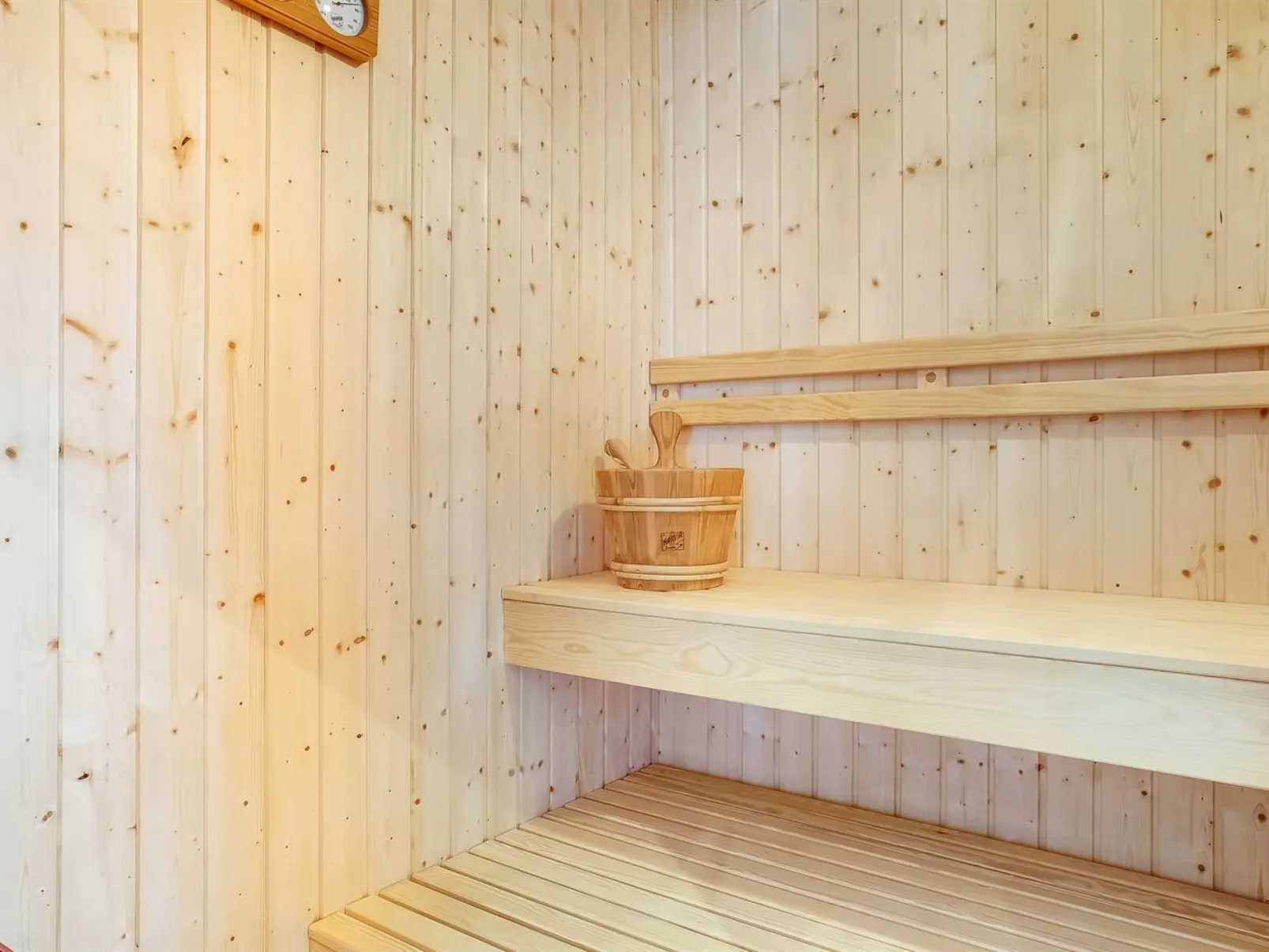 "Ejnarine" - 300m from the sea-Binnen