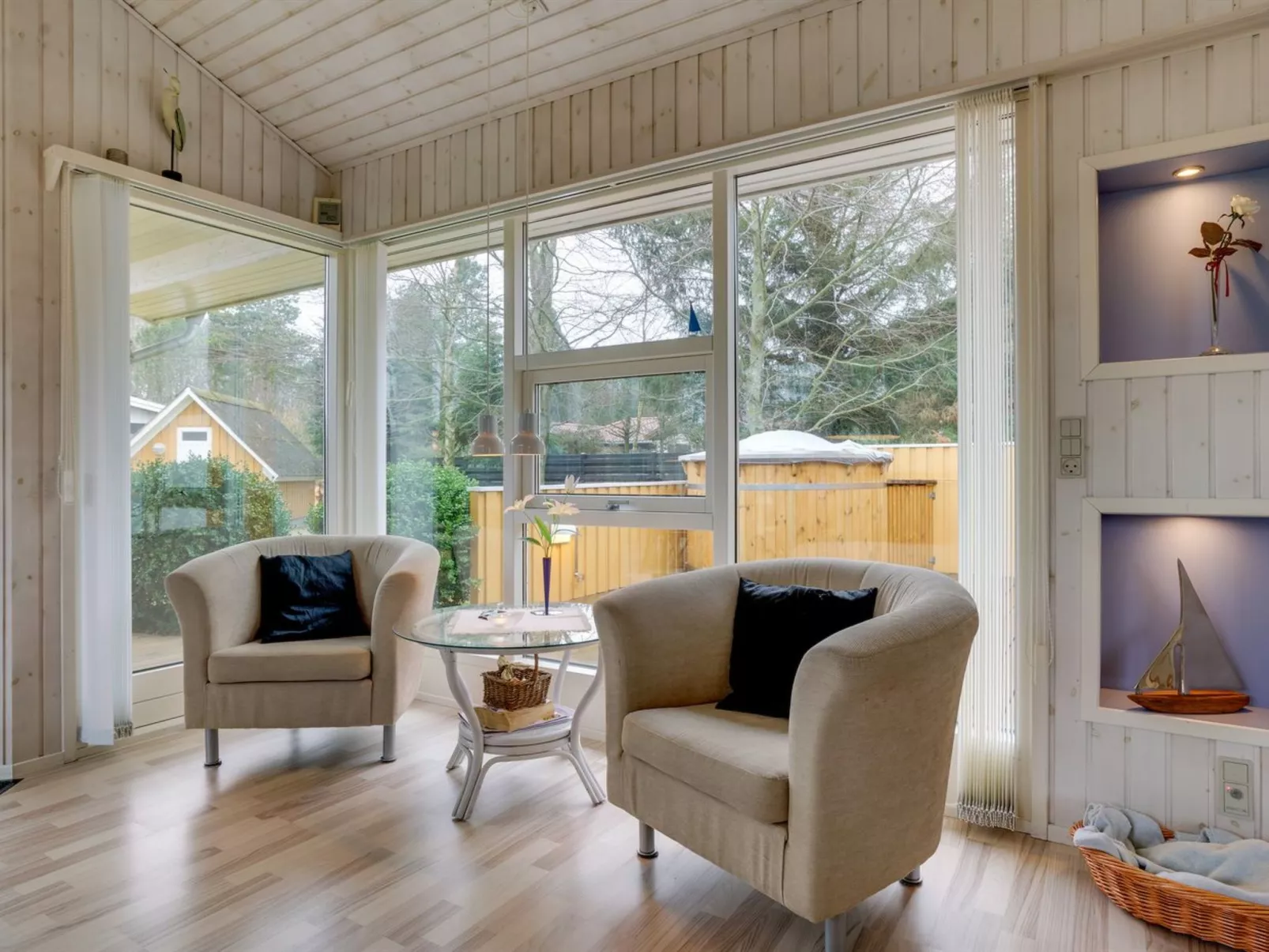 "Nico" - 1.1km from the sea-Binnen