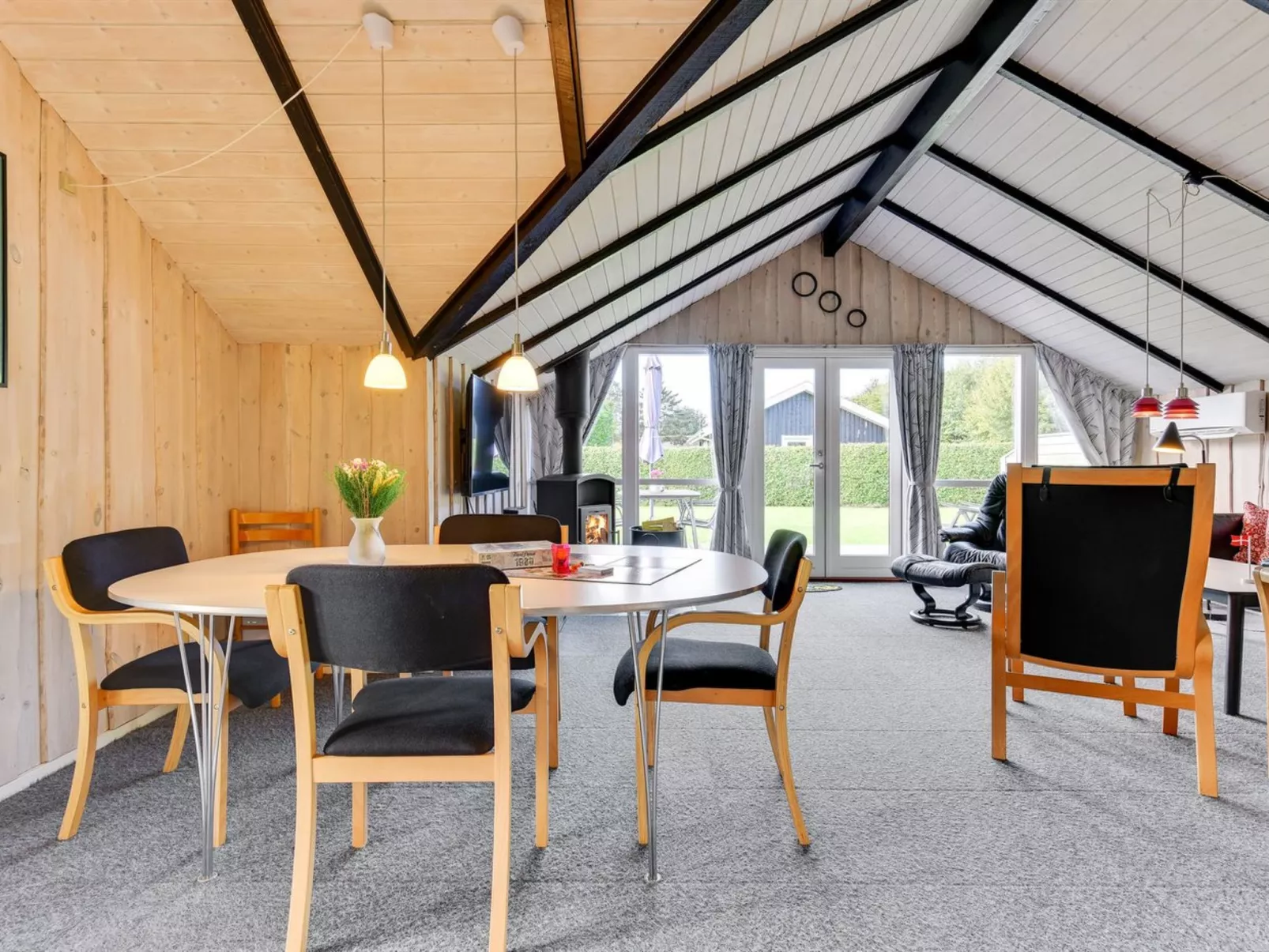 "Joona" - 600m from the sea-Binnen