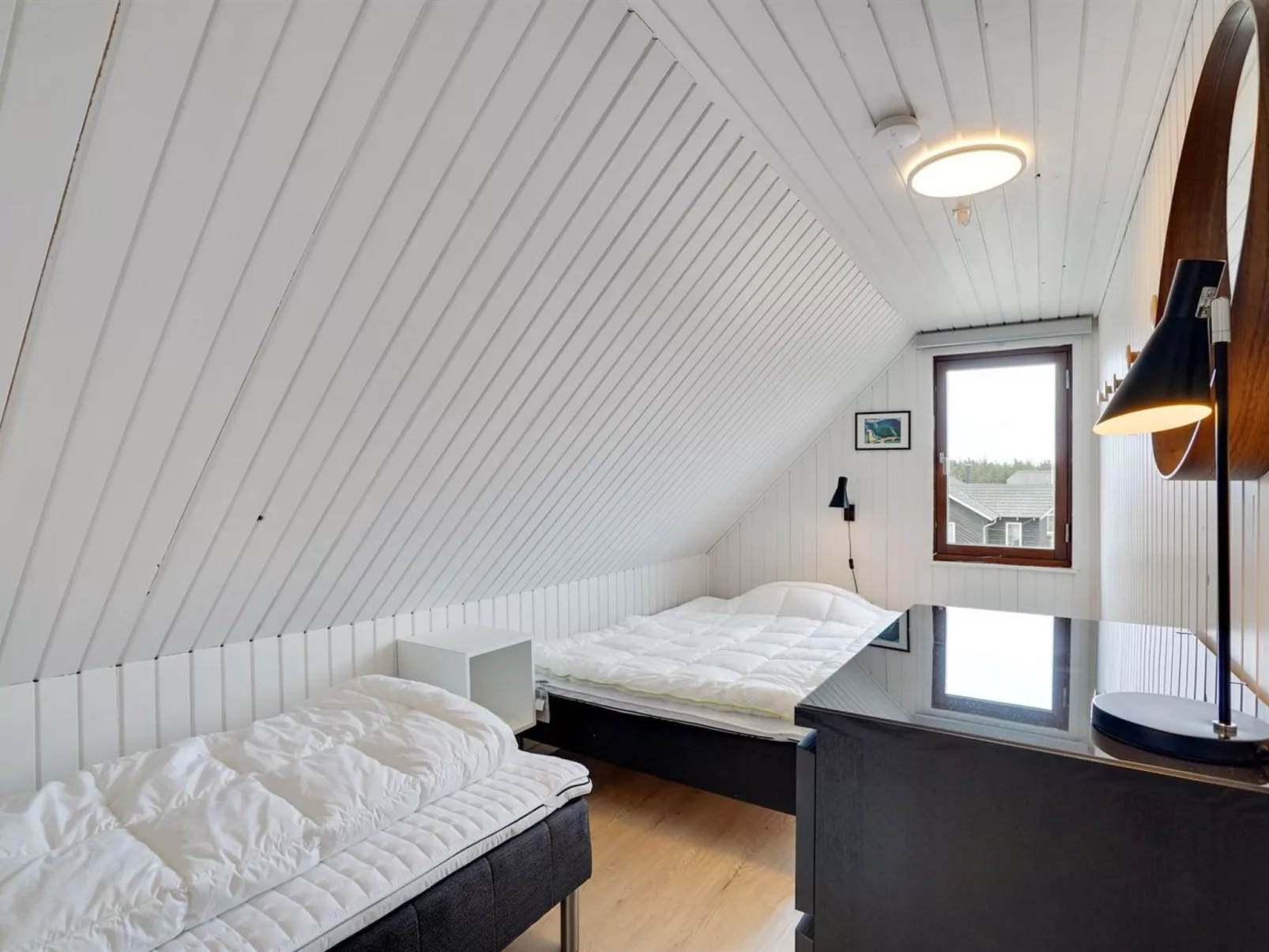 "Kristanna" - 150m from the sea-Binnen