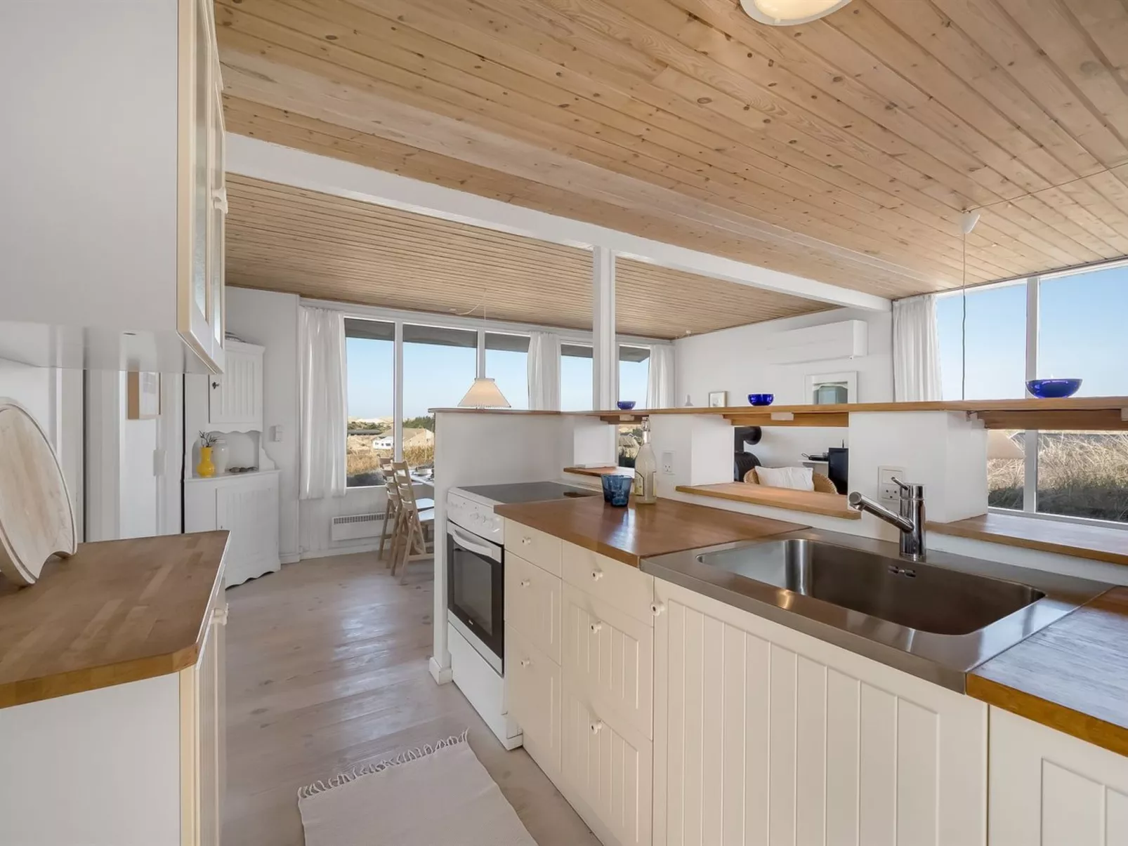 "Vina" - 200m to the fjord-Binnen