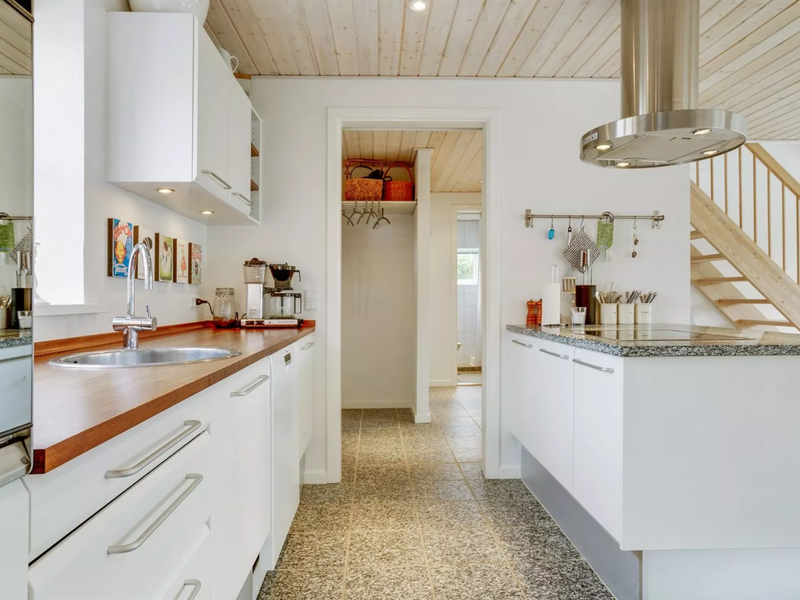 "Hialmar" - 400m from the sea-Binnen