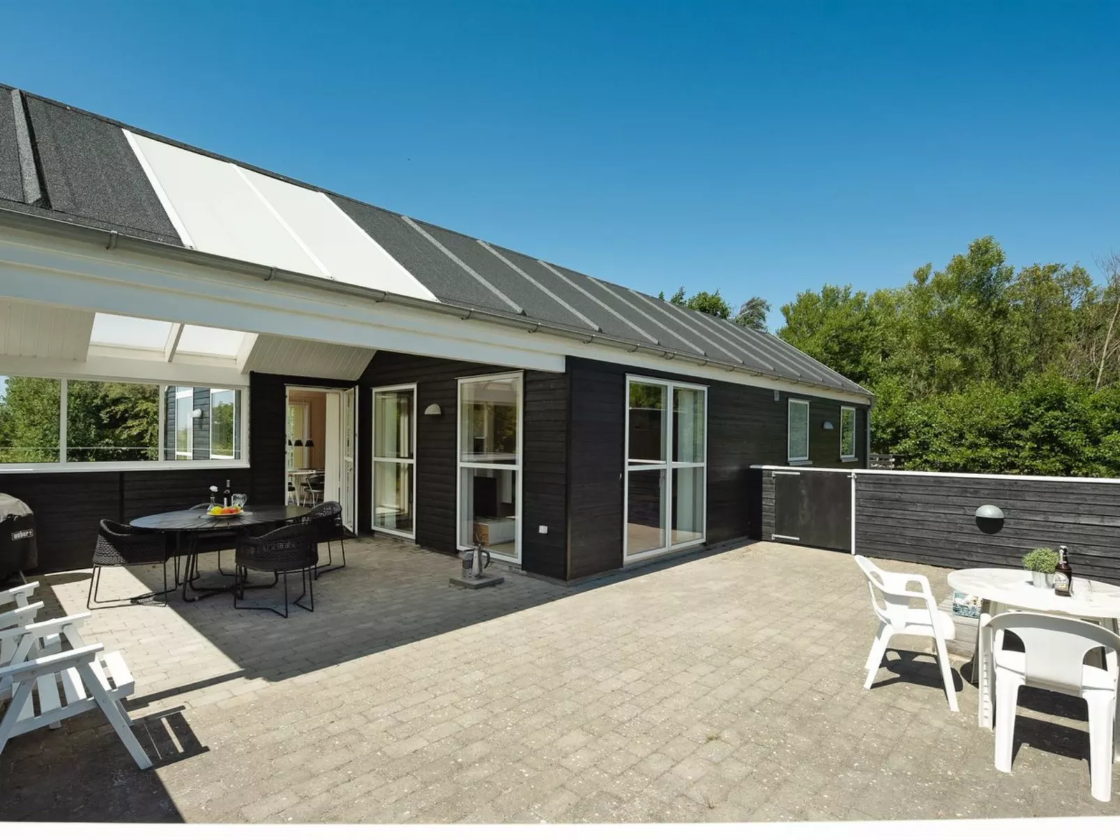 "Erich" - 1.8km from the sea-Buiten